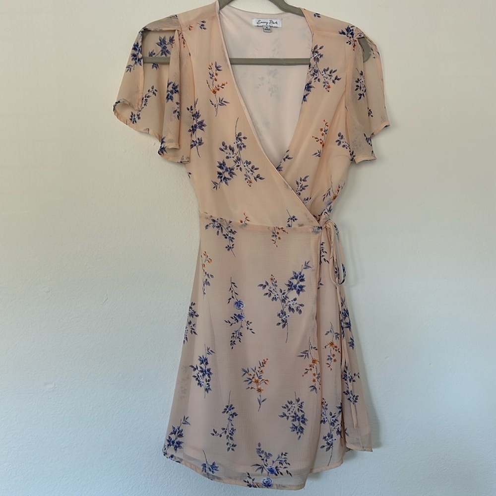 Beautiful spring dress! New!